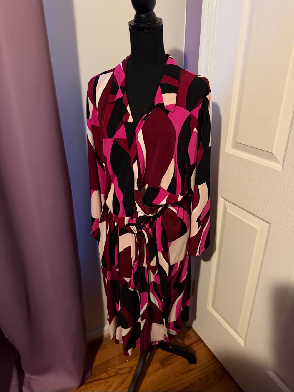 Lane Bryant Pink Burgundy Black Abstract Print Belted Dress 30/32
